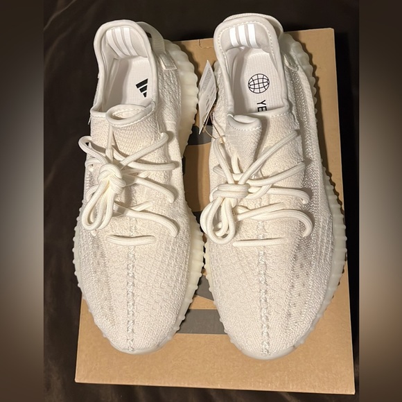Yeezy Boost 350 v2 bone - Picture 1 of 7